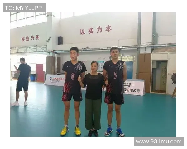 赛后分析:成都排球队与杭州排球队的团队协作表现与启示