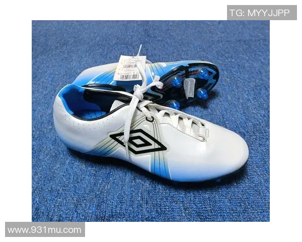 足球明星们穿着的战靴时尚风采大揭秘，尽显运动魅力与个性风格